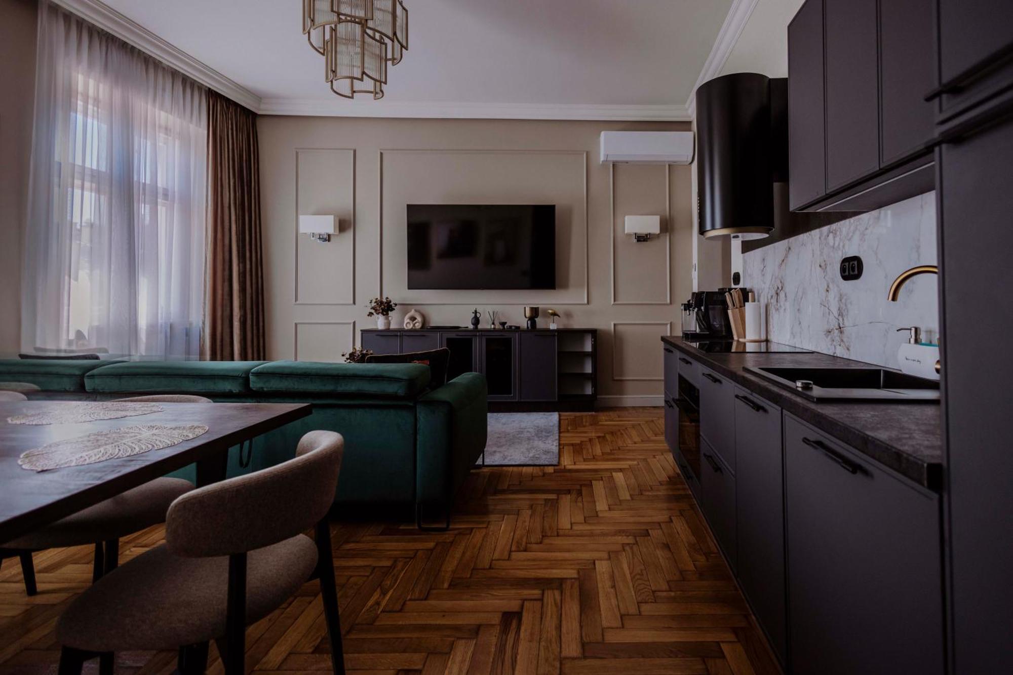 Crown Pearl - Wonderful Apartment, 110Scm, 4 Rooms Krasków Εξωτερικό φωτογραφία