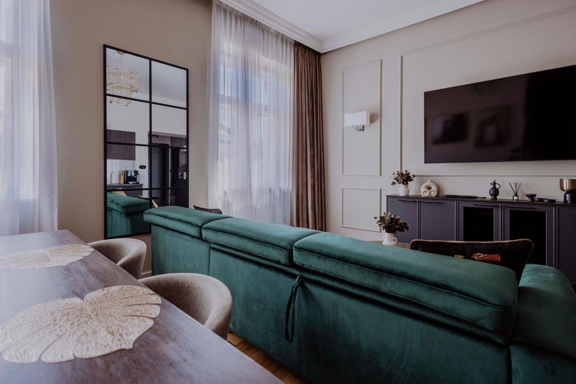 Crown Pearl - Wonderful Apartment, 110Scm, 4 Rooms Krasków Εξωτερικό φωτογραφία