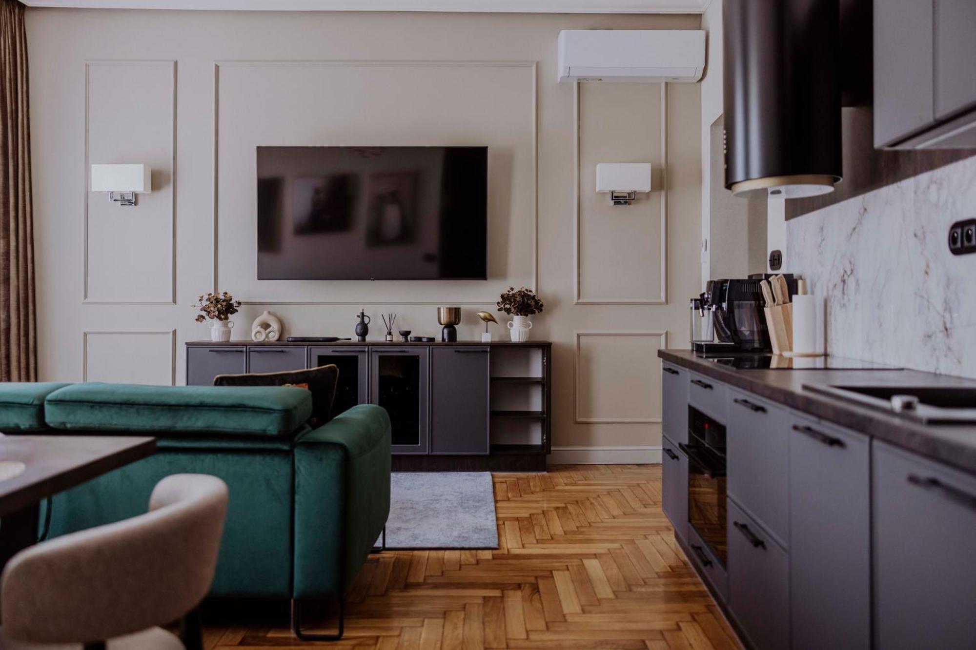 Crown Pearl - Wonderful Apartment, 110Scm, 4 Rooms Krasków Εξωτερικό φωτογραφία