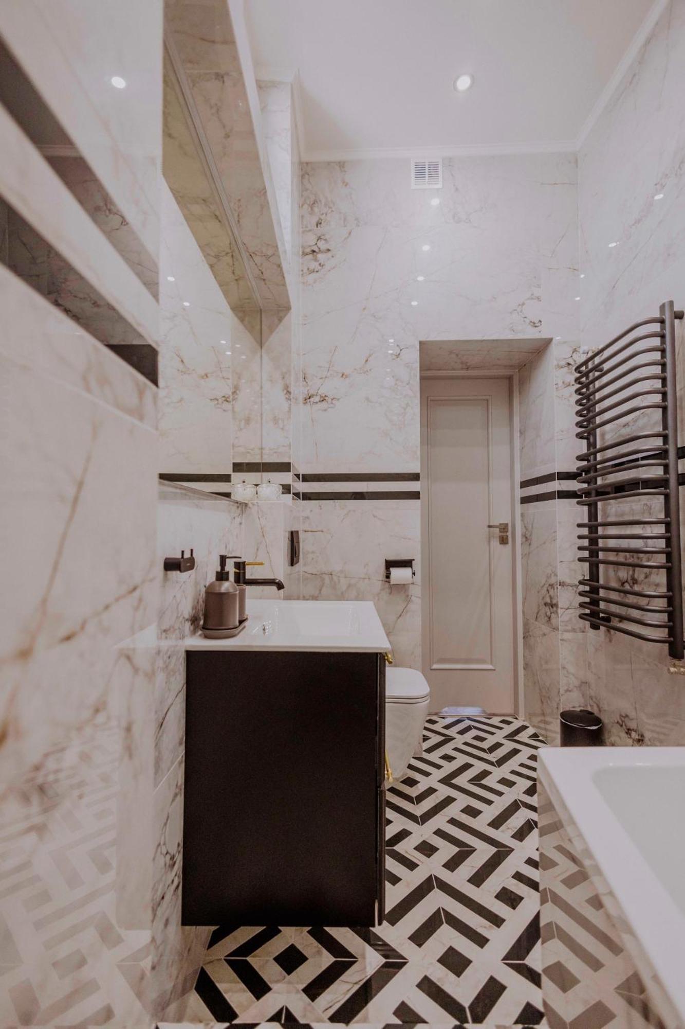 Crown Pearl - Wonderful Apartment, 110Scm, 4 Rooms Krasków Εξωτερικό φωτογραφία